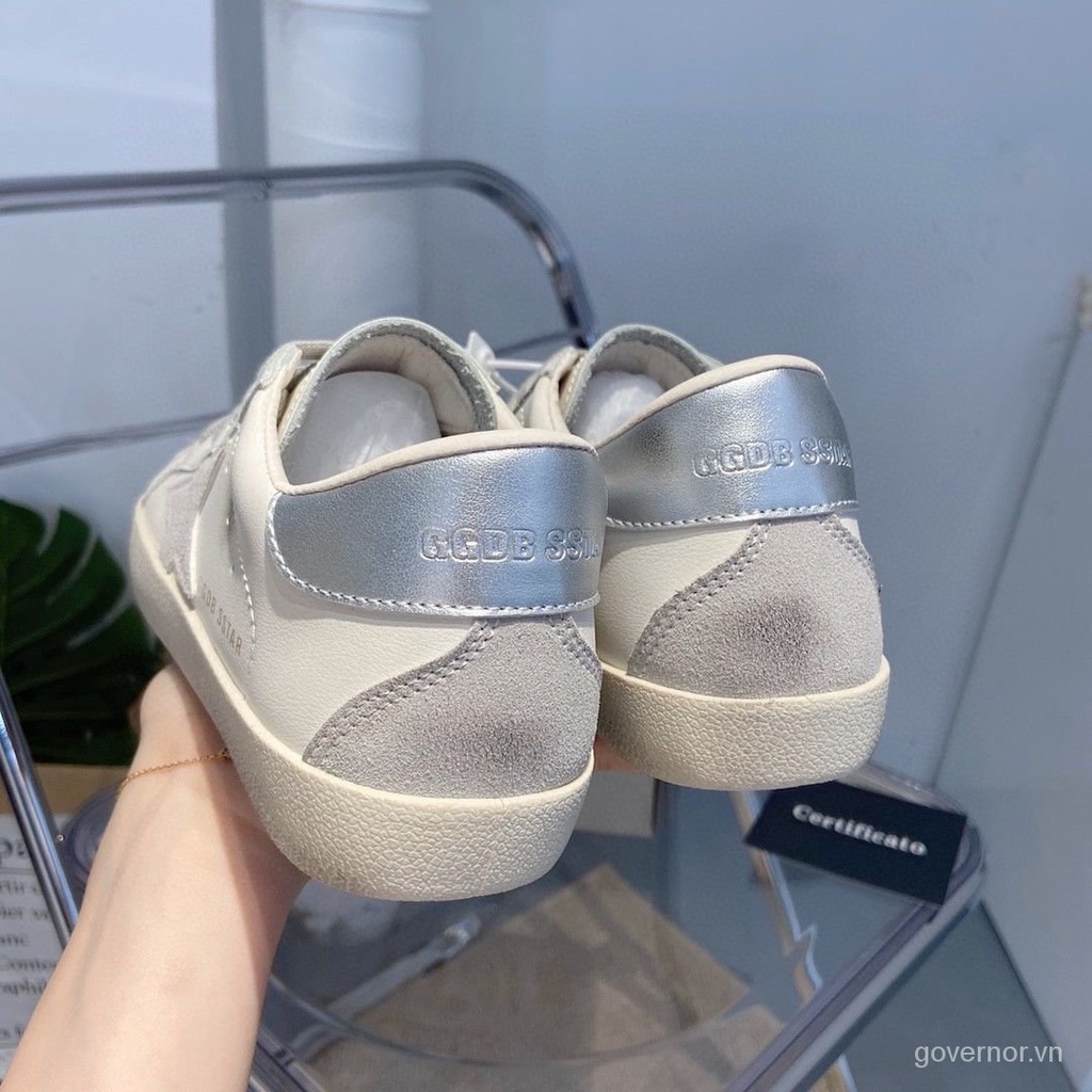 Giày thể thao da đế bằng tăng chiều cao phong cách retro cho nữ