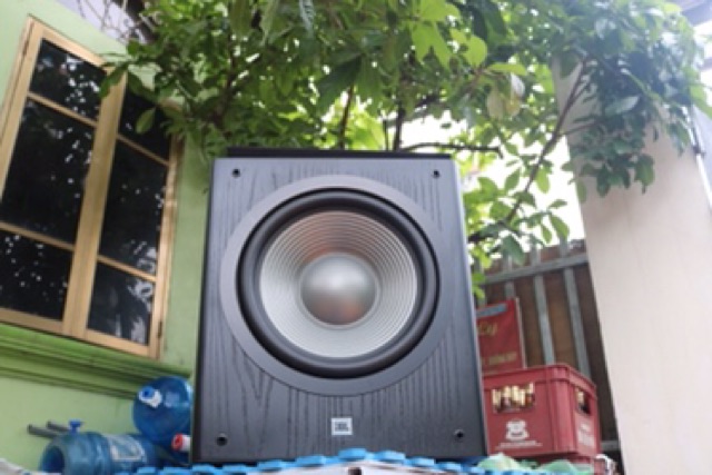 Loa sub JBL 260p