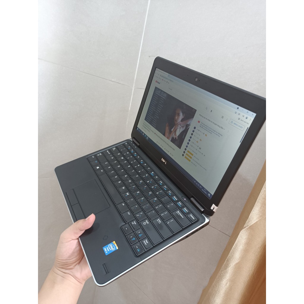 Laptop Dell e7240 core i5/4gb/ssd128 | BigBuy360 - bigbuy360.vn