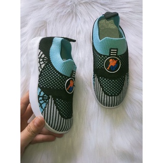Combo giày thể thao bé 269k