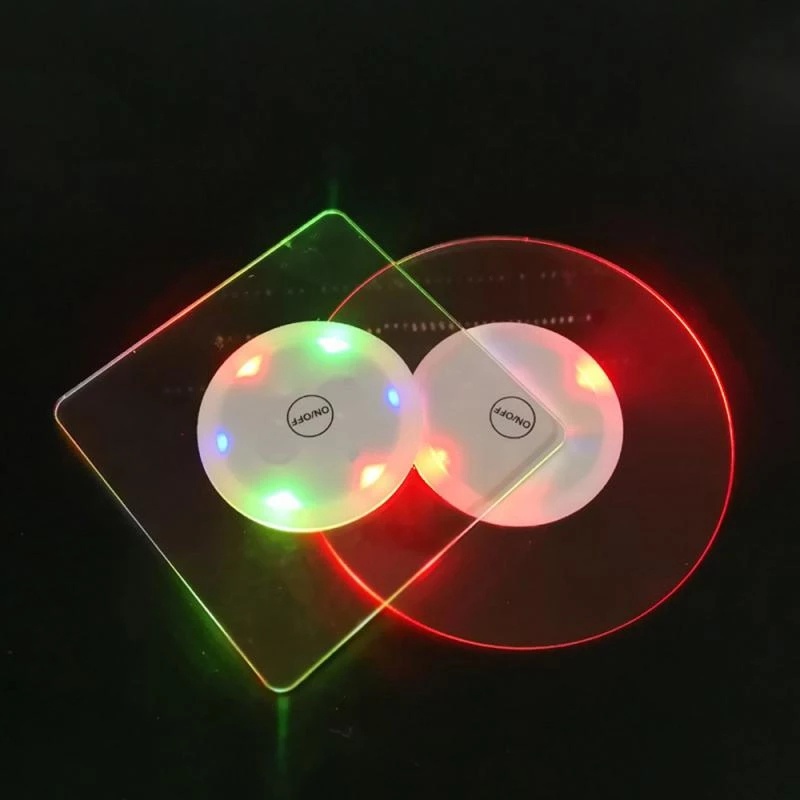 1 đế lót ly cocktail bằng acrylic trong suốt siêu mỏng có đèn led phát sáng 7 màu sáng tạo