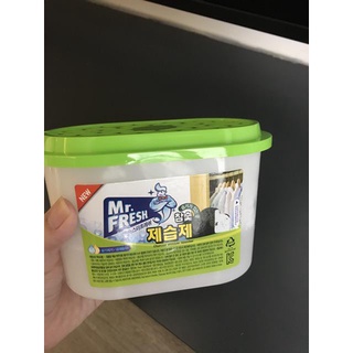 Hộp hút ẩm khử khuẩn than hoạt tính 256g Mr Fresh Hàn Quốc