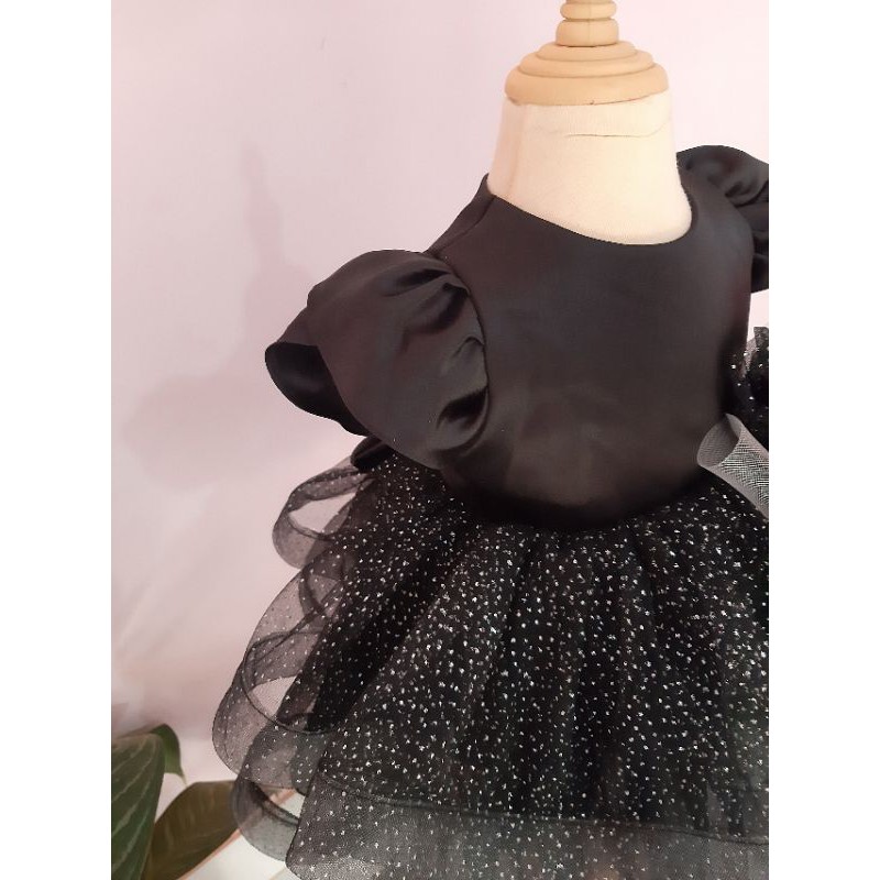 Váy công chúa thiết kế cho bé