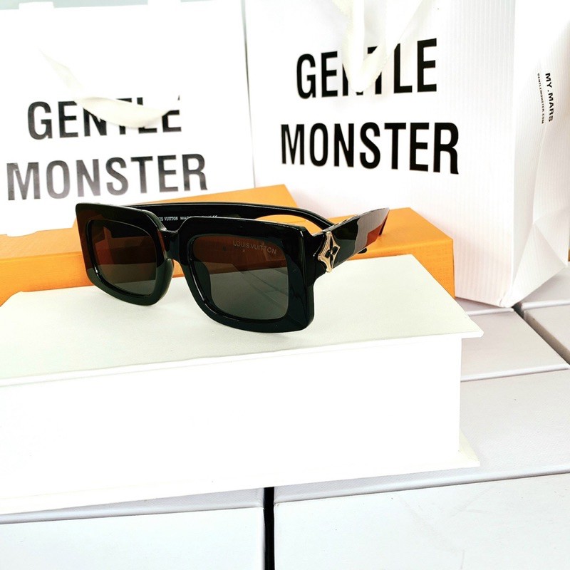 Kính Dáng Vuông Nhỏ Mẫu Mới lv2021