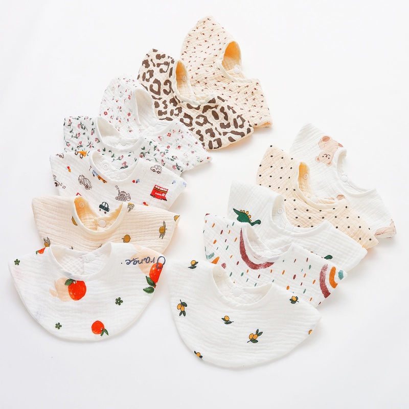 Yếm Ăn Cho Bé Có Thể Xoay 360 Độ Tiện Dụng