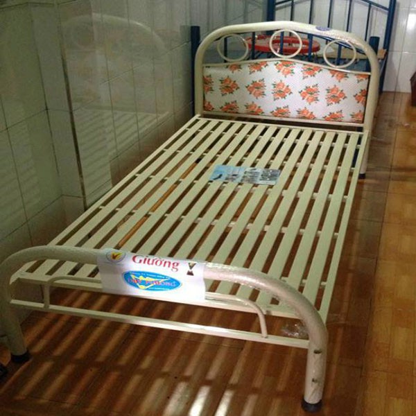 giường sắt 1mx2m