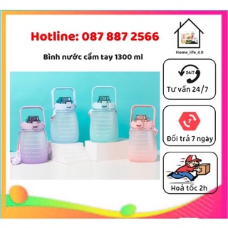 Bình nước cầm tay 1300ml kèm hình dán, bình uống nước 1 lít có ống hút