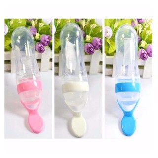 Bình thìa ăn dặm silicon cho bé