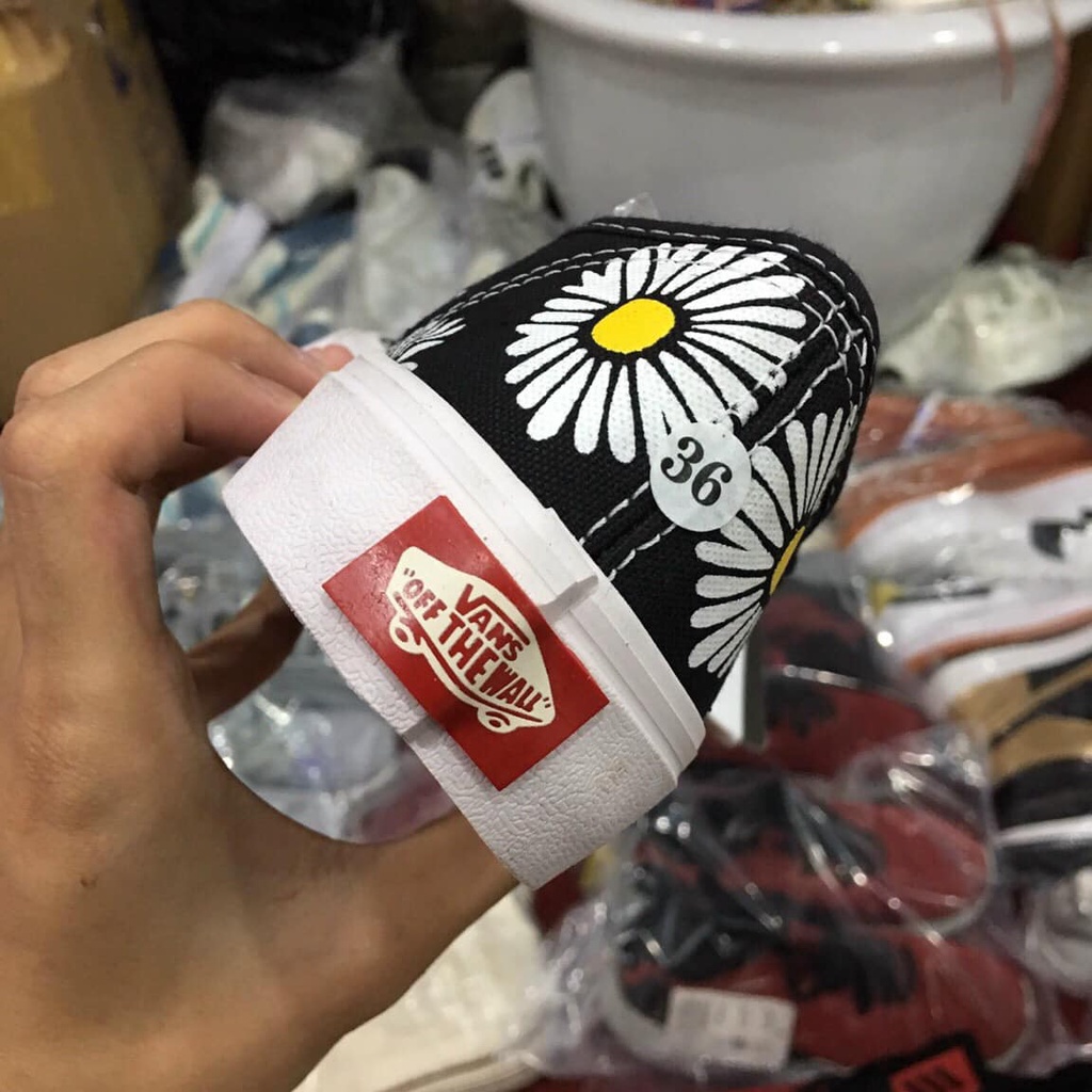 Giày Vans hoa cúc