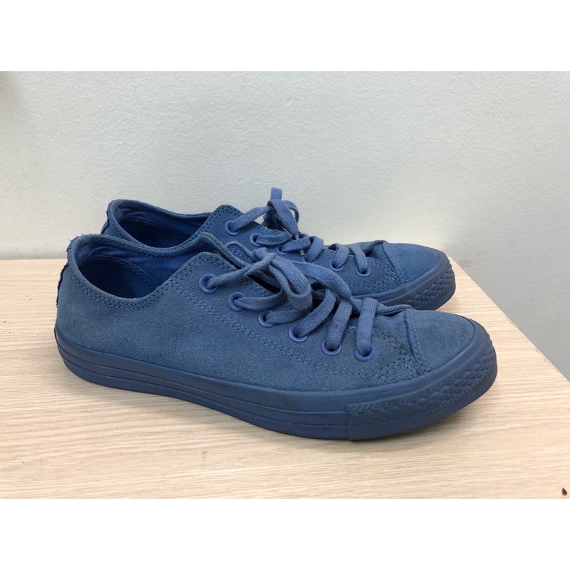 Giày Converse da lộn