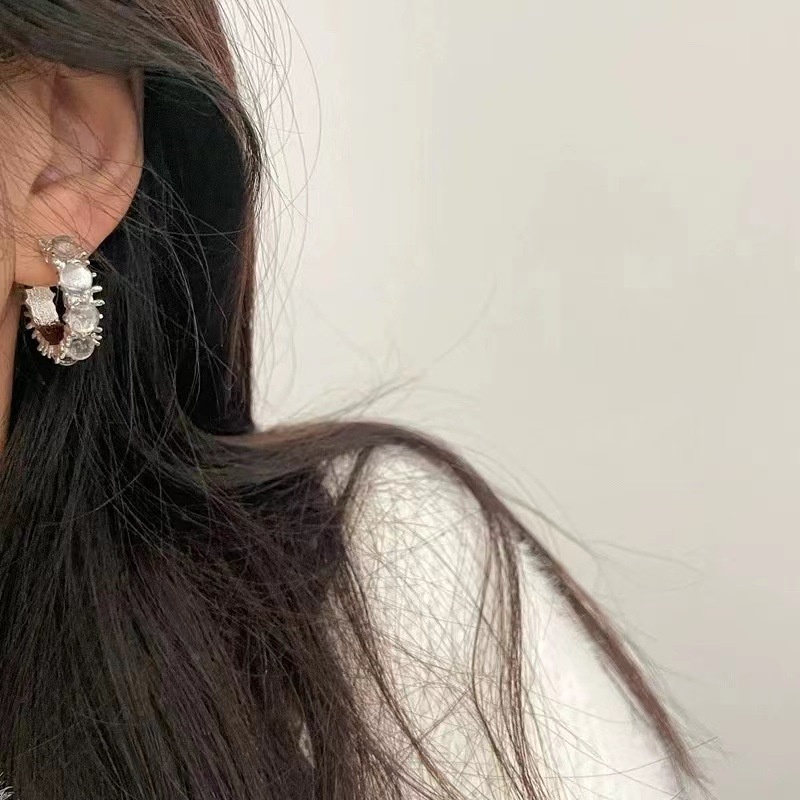 Bông Tai Đính Đá Mặt Trăng Sang Trọng Thời Trang 19A1711