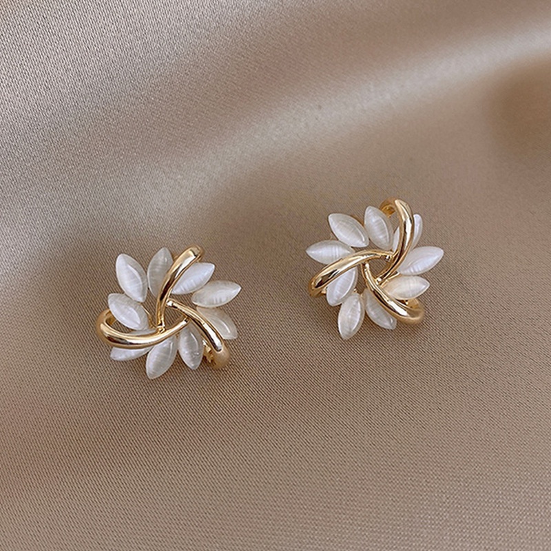 Khuyên Tai Mặt Hoa Xoắn Đính Đá Opal YR