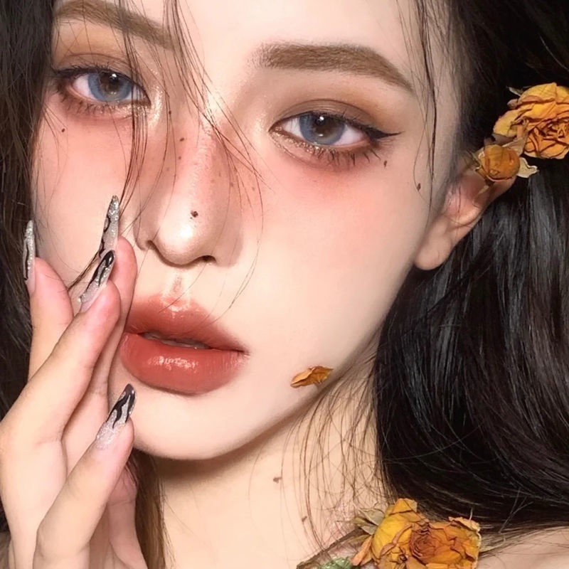 Bảng Phấn Mắt 12 Màu Sắc Hiệu Ứng Lì/ Ánh Nhũ Chống Nước Bền Màu Dài Lâu