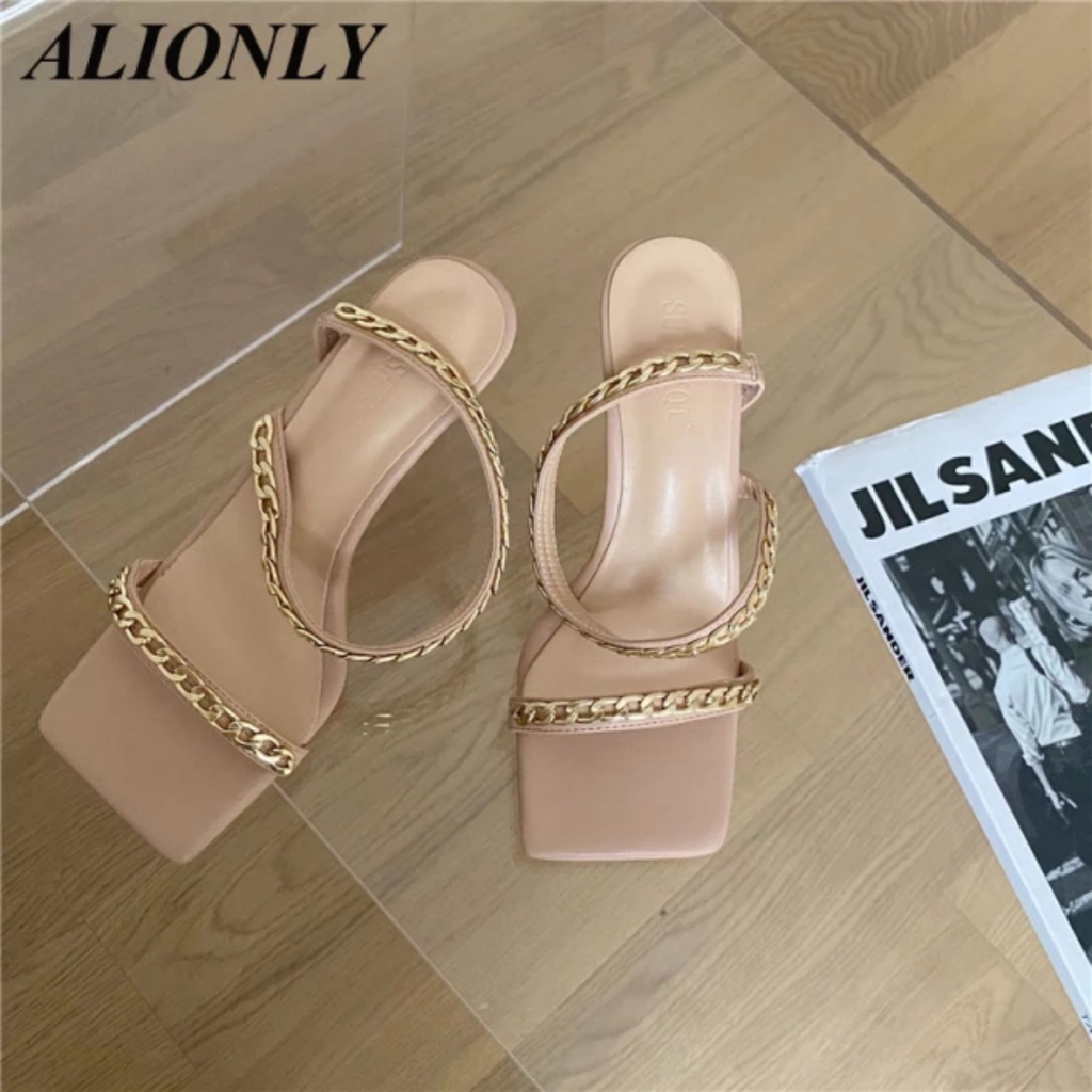 Giày sandal gót quai chéo mảnh gót nhọn mũi vuông phối xích xinh xắn phong cách hàn quốc sang chảnh mã GCGXC MINHTUYET