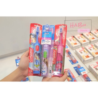 Bàn chải đánh răng pin Oral-B