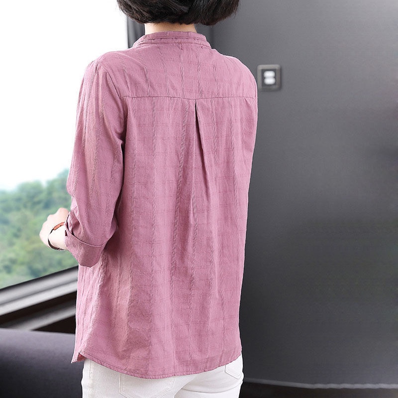 Áo sơ mi cotton tay lửng dáng rộng kẻ sọc caro thiết kế dành cho phụ nữ trung niên