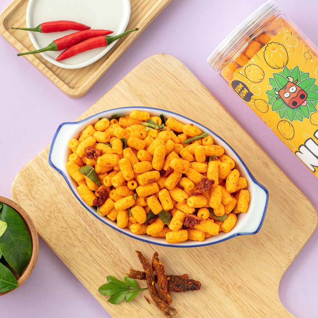 Nui sấy khô bò lá chanh, nui giòn xóc bò lá chanh dumbum đồ ăn vặt 300g