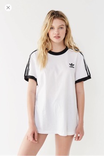 Lala❤️T-Shirt adidas (kéo sang để xem thêm màu)