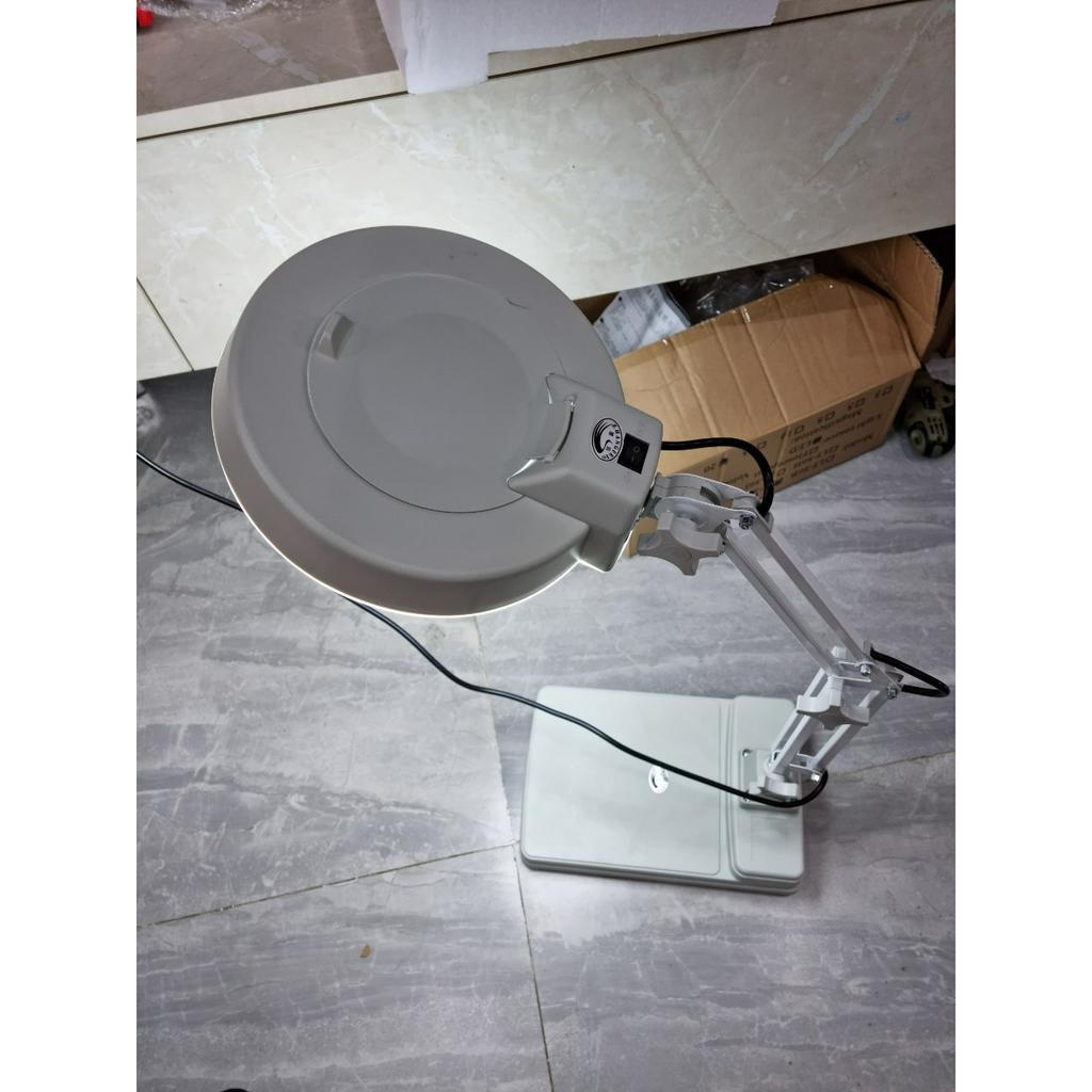 Kính lúp để bàn LT-86C 20X đèn LED