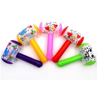 Đồ chơi búa bơm hơi vui nhộn dành cho bé khi đi biển