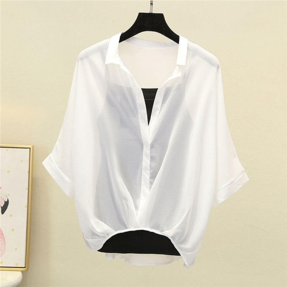 Áo sơ mi tay cánh dơi họa tiết kẻ sọc phong cách Hàn Quốc dễ thương cho nữ | BigBuy360 - bigbuy360.vn