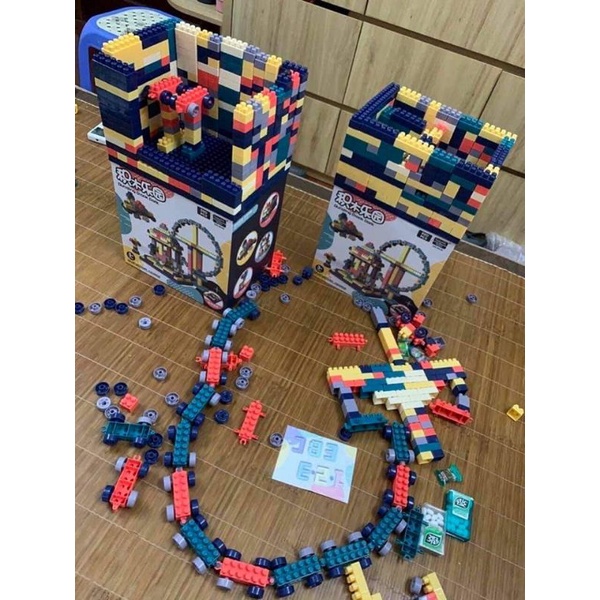 HỘP LEGO 520 CHI TIẾT SÁNG TẠO CÙNG BÉ YÊU