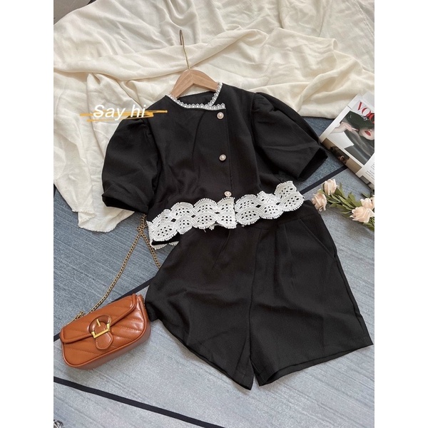 Set BE đỏ - chân váy caro áo hoodie Be