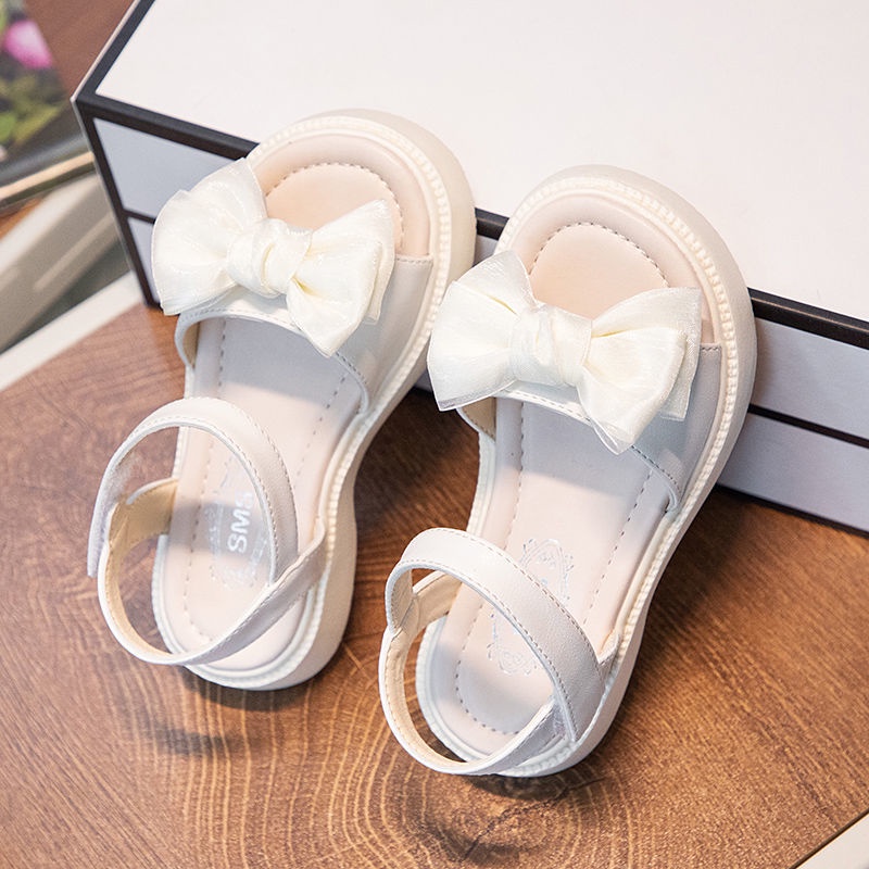 Giày Sandal Đế Mềm Chống Trượt Phong Cách Mới Nhất Năm 2022 Dành Cho Bé Gái