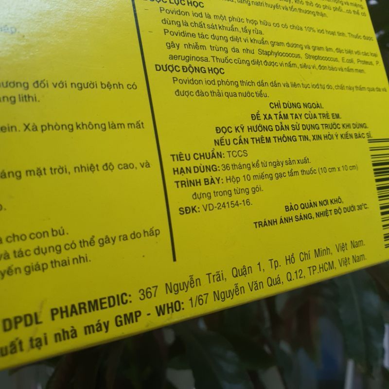 Gạc mỡ povidine hộp 10 miếng