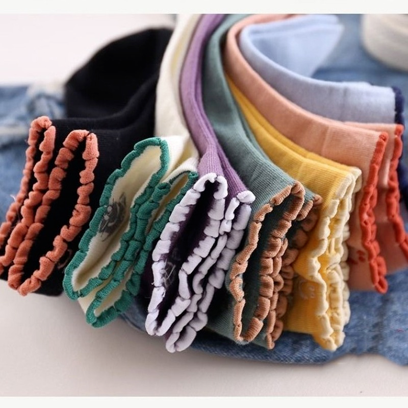 Đôi vớ vải cotton thêu hình mặt cười đáng yêu cho nữ