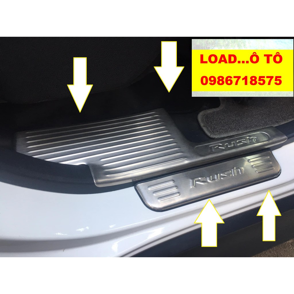 Ốp Bậc Cửa, Nẹp Bước Chân Trong, Ngoài Xe Toyota Rush 2022-2018 Mẫu Inox