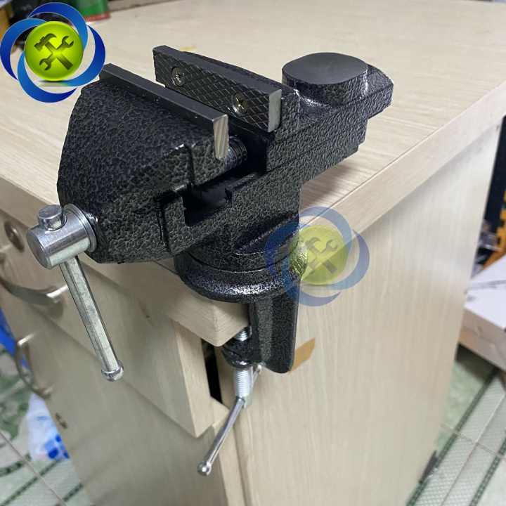 Ê tô kẹp bàn đế xoay Century SD-E-60