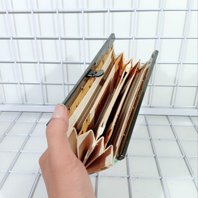 Ví đi tiệc da pu secondhand  220306