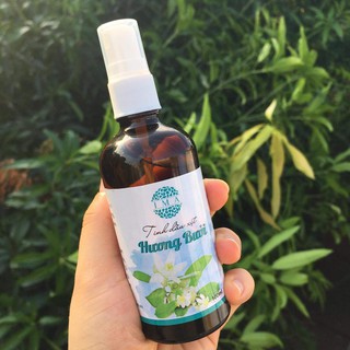 Tinh dầu xịt thơm quần áo