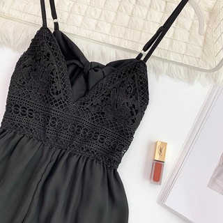Jumpsuit 2 dây phối ren