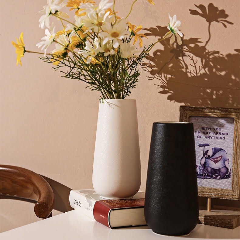 Lọ hoa decor trang trí phòng khách phòng ngủ để bàn làm việc Qhouse , bình cắm hoa phong cách Bắc Âu bằng gốm