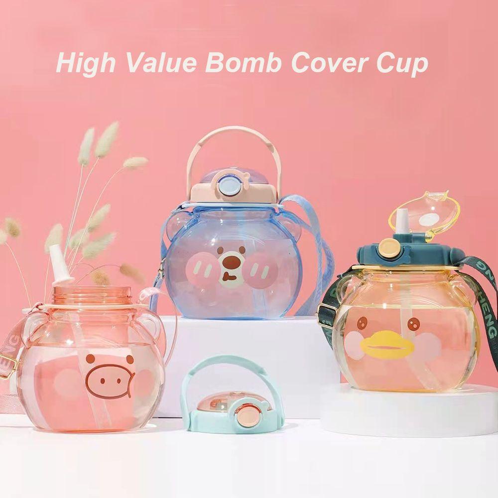 Bình Nước Nhựa Cỡ Lớn Họa Tiết Hoạt Hình Dễ Thương