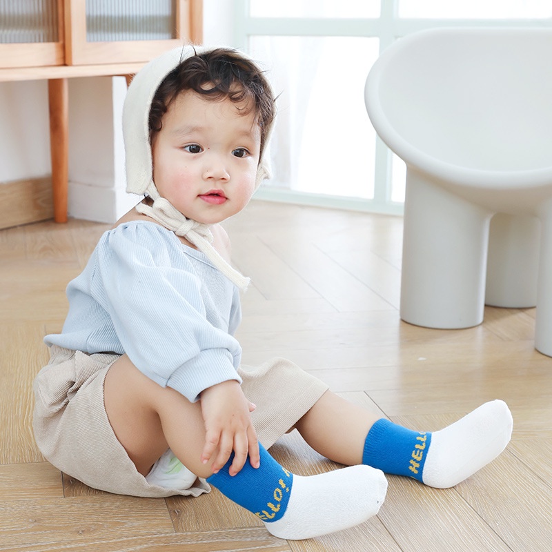 Bộ 5 đôi vớ KokoroCare YS-02 cỡ S/M/L/XL hình mặt cười màu vàng/ xanh dương dễ thương dành cho bé từ 0-8 tuổi