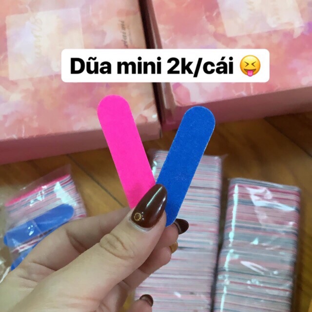 Dũa móng tay mini