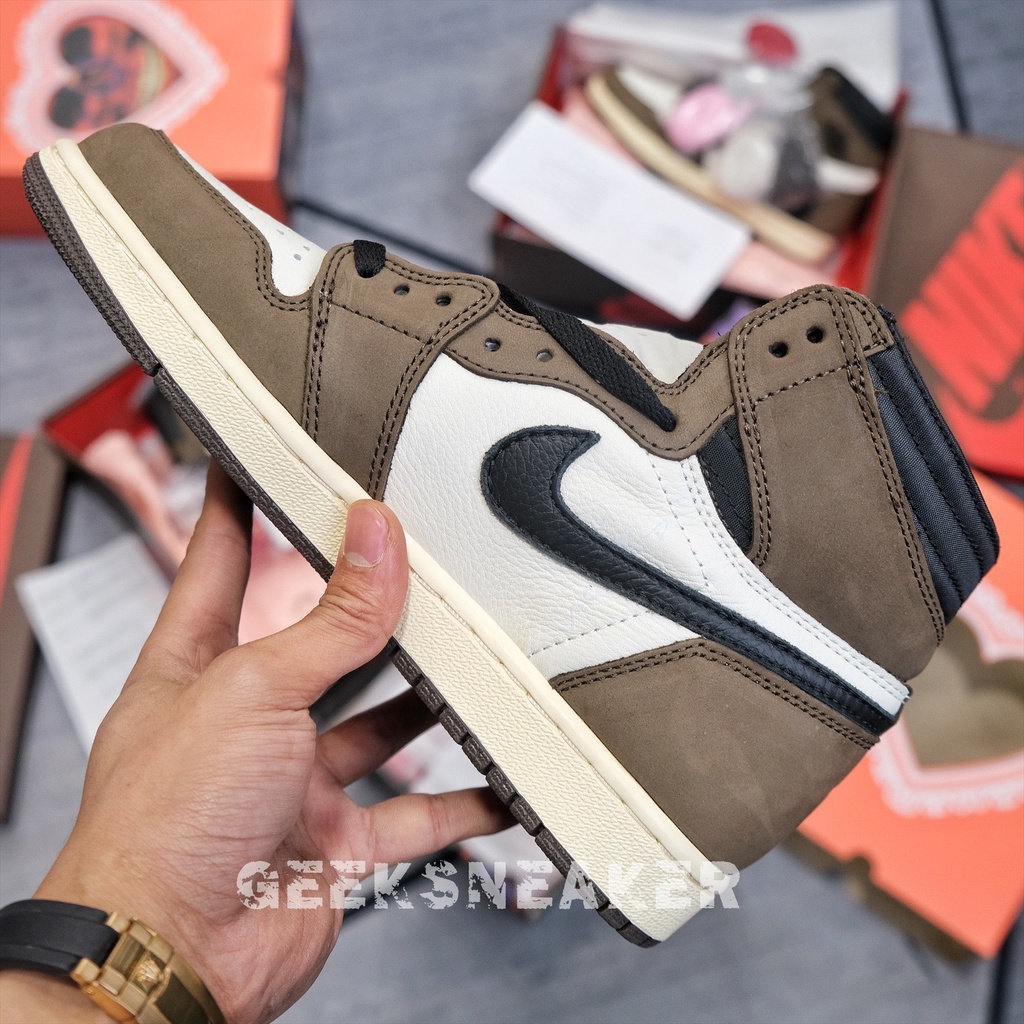 [GeekSneaker] Giày Sneaker cổ cao Jordan 1 High Travis Scott - Phiên bản TC