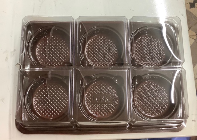 50 cái hộp nhựa 6 ngăn to FG332 dùng để đựng bánh trung thu hoặc các loại bánh
