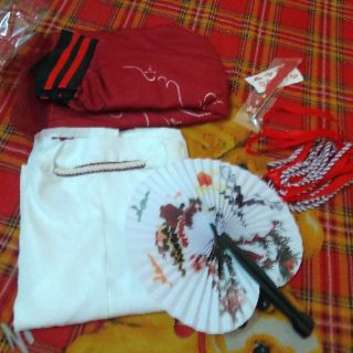 Có sẵn - Hán phục cách tân trắng đỏ