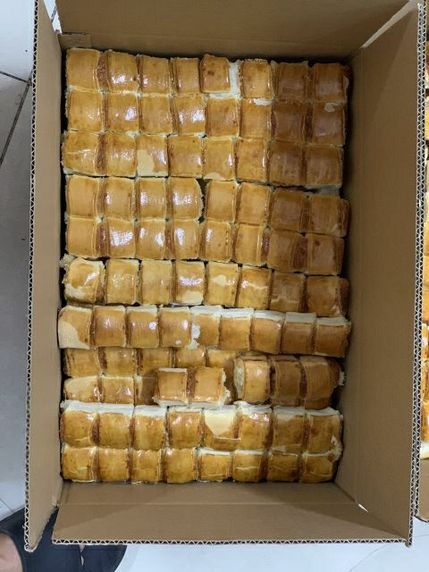 CHỈ 30.000VND _ Hộp 12 cái bánh dừa sầu riêng CÔNG PHÁT.