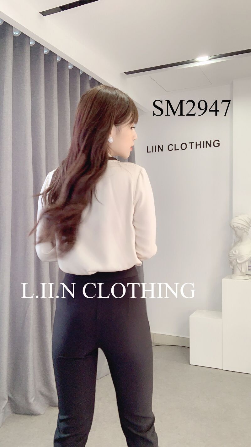 Áo sơ mi Lụa màu Be Viền Đen form công sở xinh xắn Liin Clothing SM2947