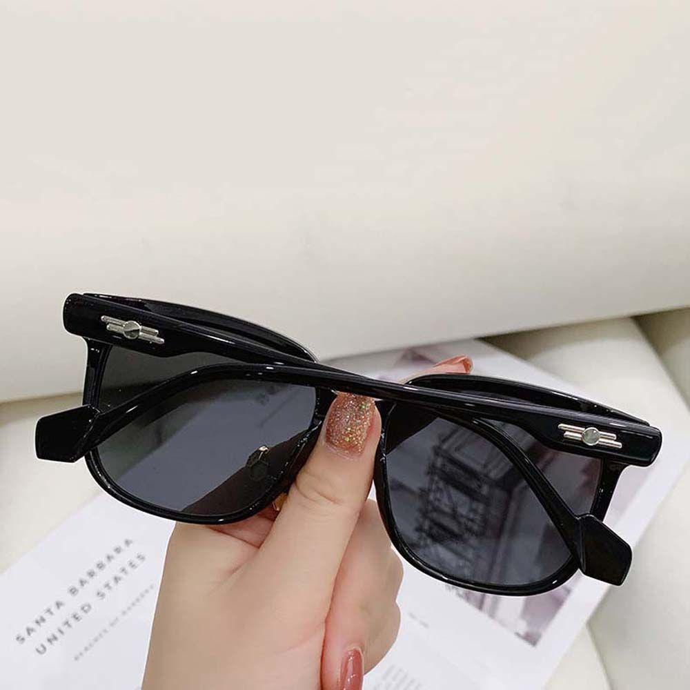 Kính Mát Trong Suốt Đính Đinh Tán Phong Cách Hàn Quốc Dành Cho Nam Nữ