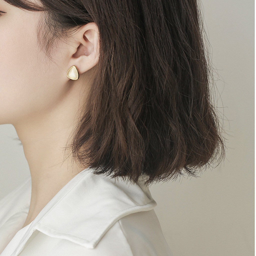 Bông tai hình tam giác đính đá sang trọng hoa tai bạc s925 thời trang Hàn Quốc, Lémi Accessories