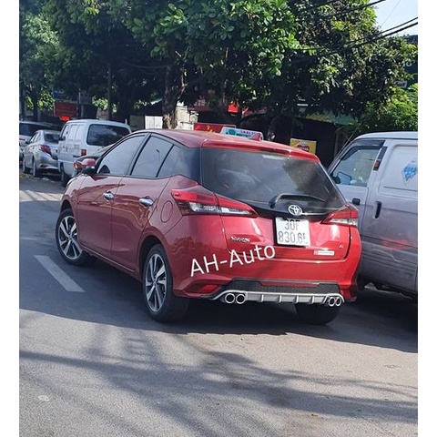 Lip cản sau Yaris 2019-2020