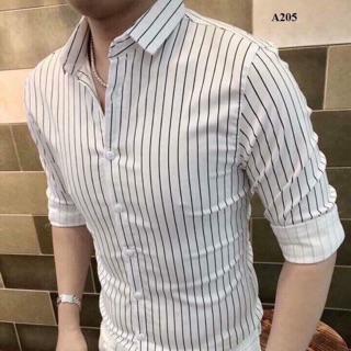 Áo sơ mi trắng sọc đen