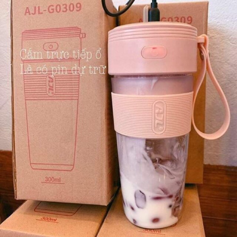 Máy xay sinh tố cầm tay chạy bằng pin