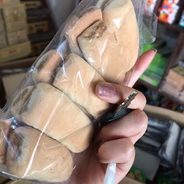 Bánh chả nem (10 chiếc 1 gói)